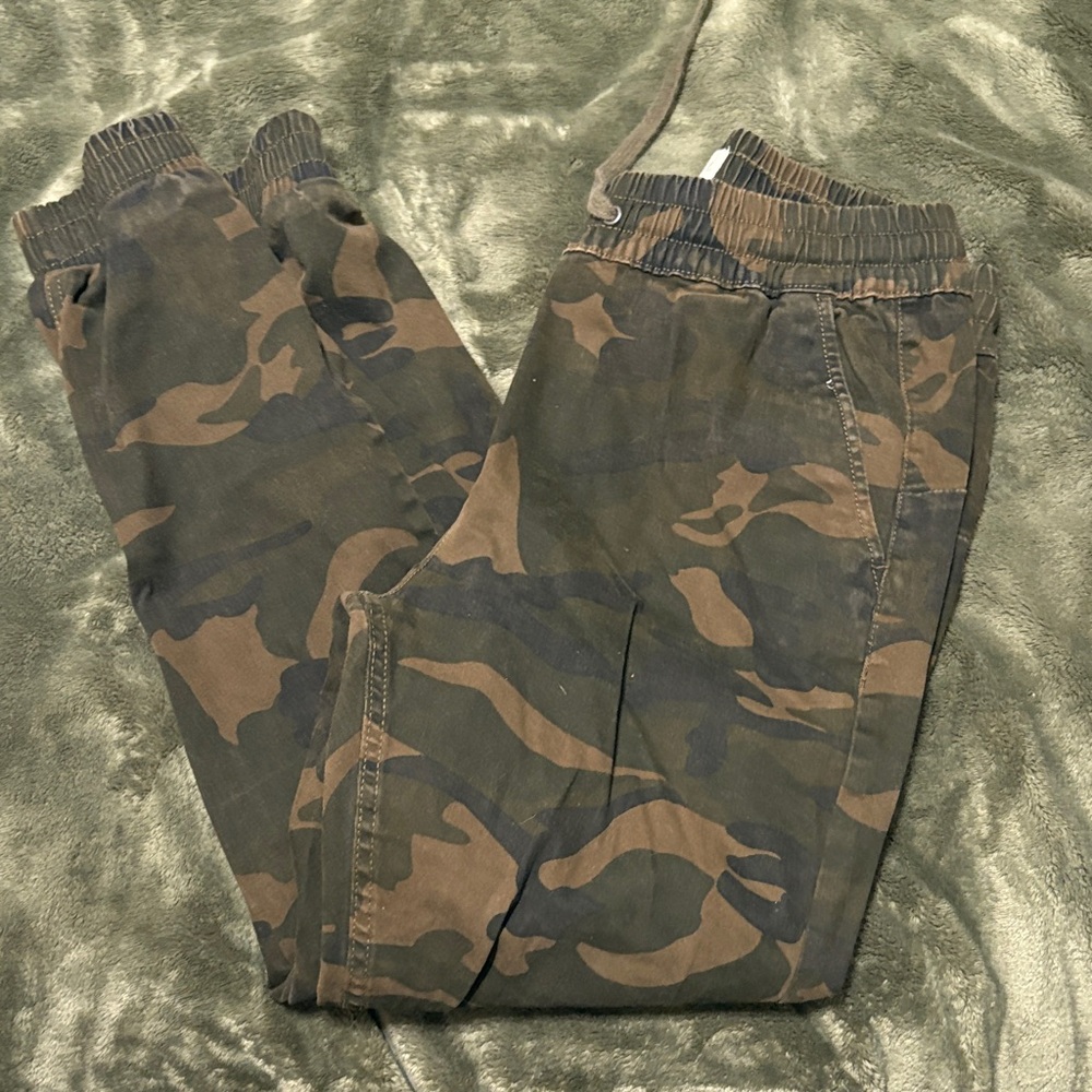 Camo Ankle & Cropped Jeans